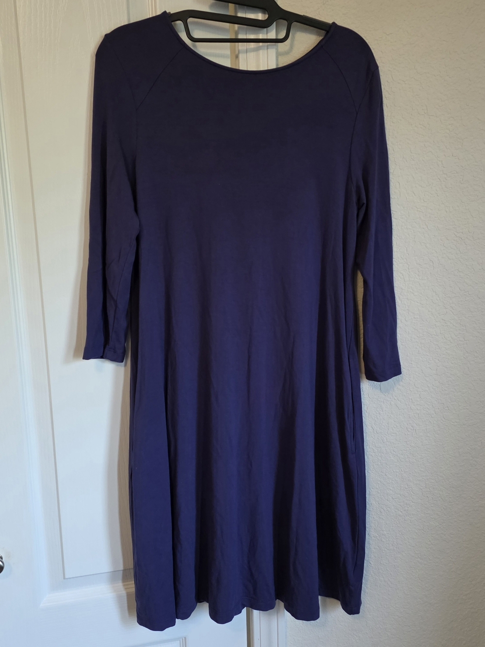 Time and Tru Navy Long Sleeve Swing Dress